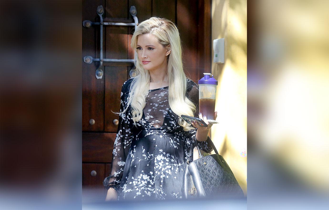 Holly Madison Mourning Hugh Hefner Death