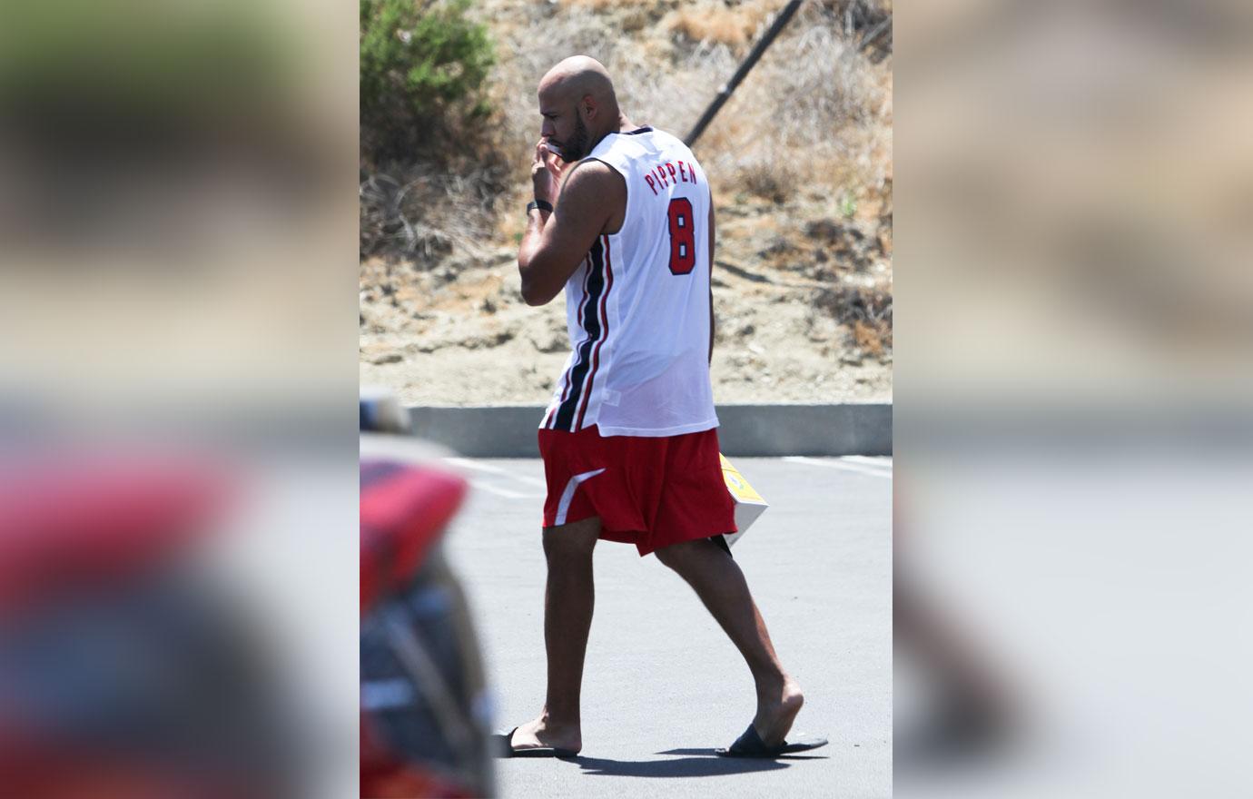 Hank Baskett Buying Booze Divorce