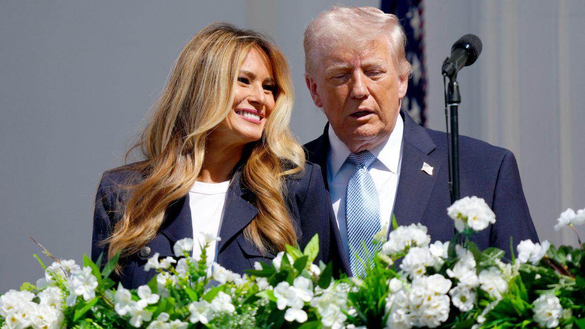 Photo of Donald Trump, Melania Trump