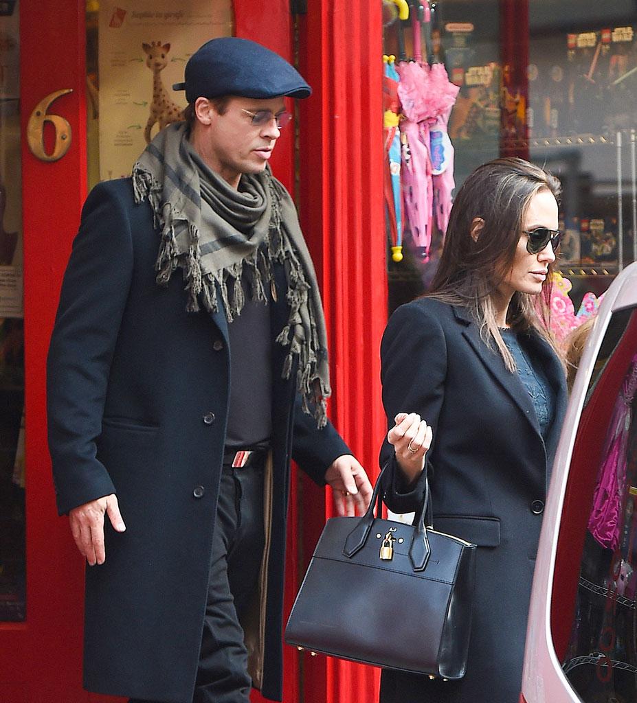 Drugs! Affairs! 10 Secret Signs Angelina Jolie & Brad Pitt Were Headed For  Divorce