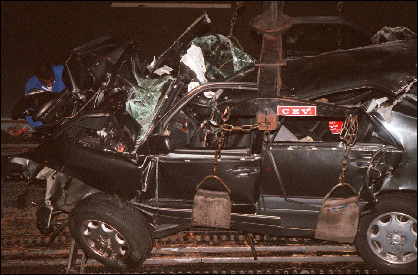 Princess Diana Death Anniversary- Gruesome Car Crash Photos Revealed 20